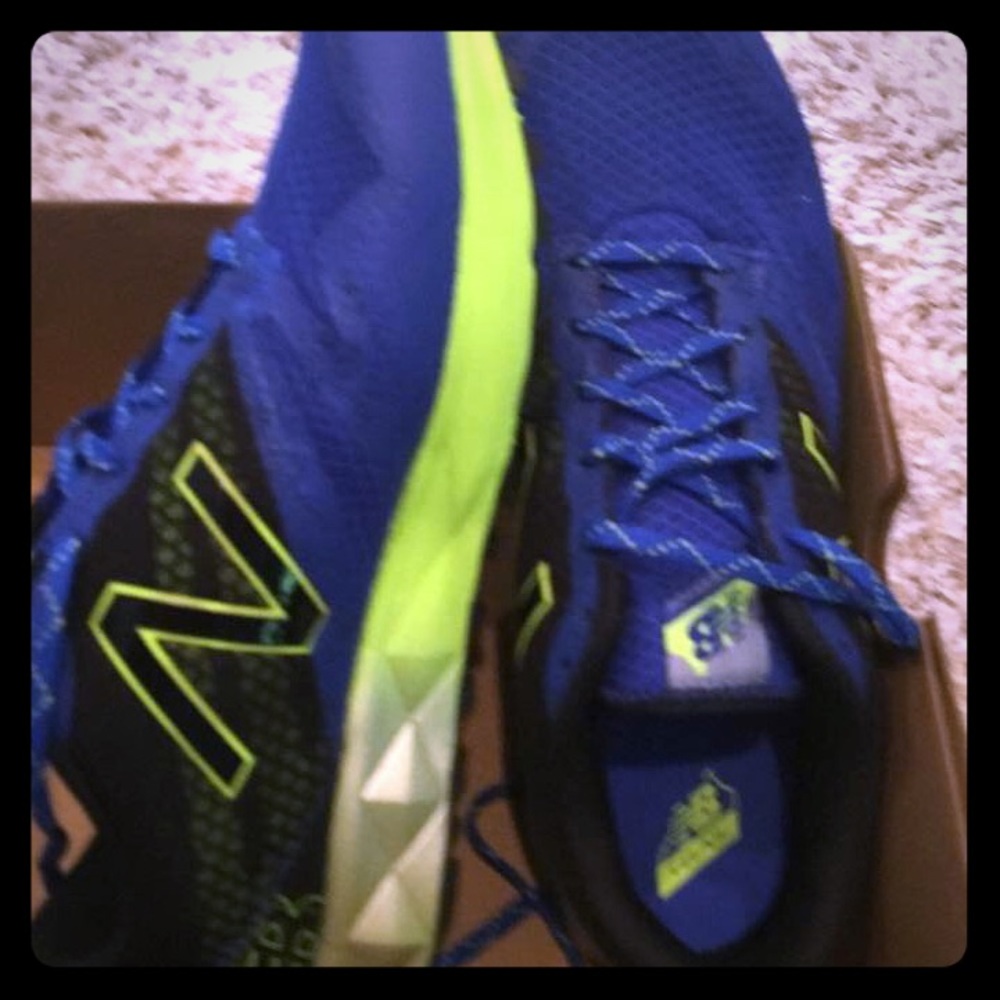 NBW New Balance running sneaker 9.5 4E